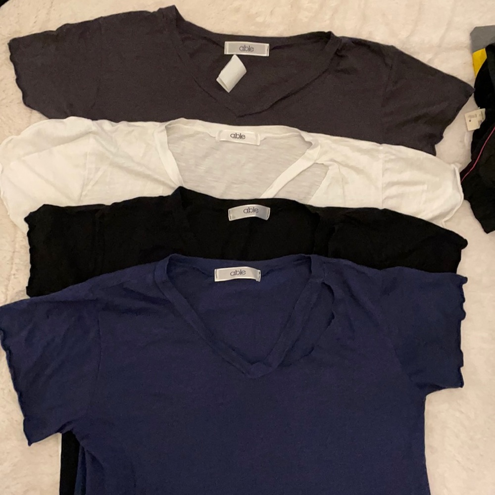 Lot of 4 distressed shirts Bloomies able s/m